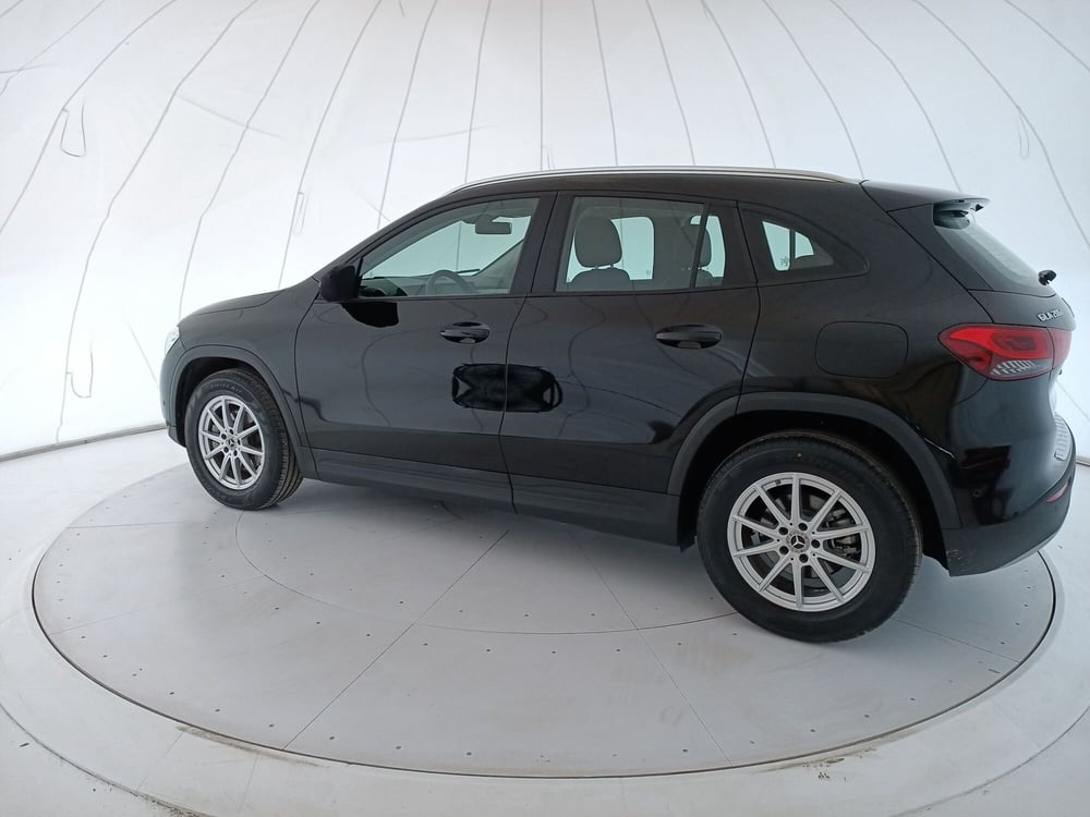 Mercedes-Benz GLA SUV usata a Bari (3)