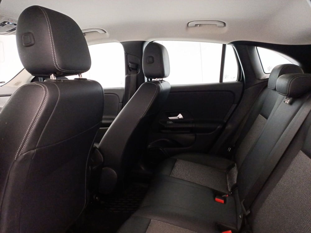 Mercedes-Benz GLA SUV usata a Bari (8)