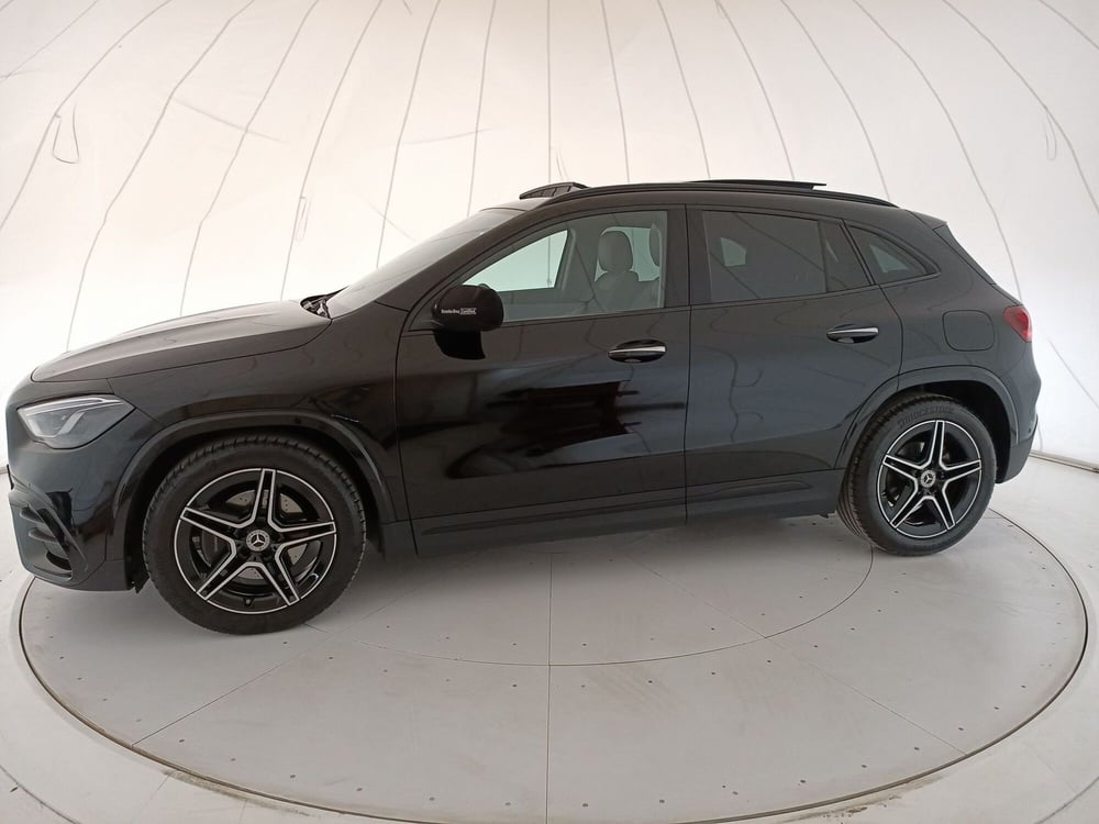 Mercedes-Benz GLA SUV usata a Bari (2)