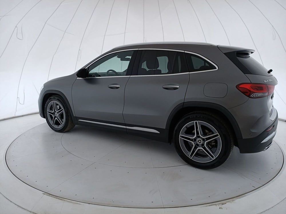 Mercedes-Benz GLA SUV usata a Bari (3)
