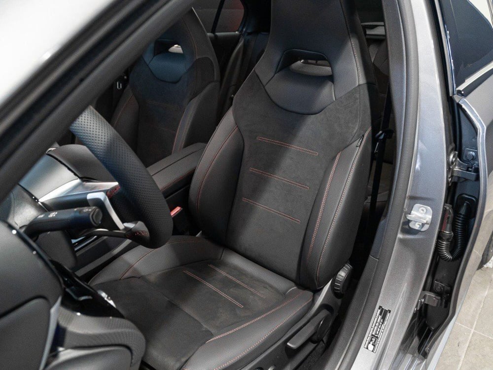 Mercedes-Benz Classe A Sedan nuova a Rimini (12)