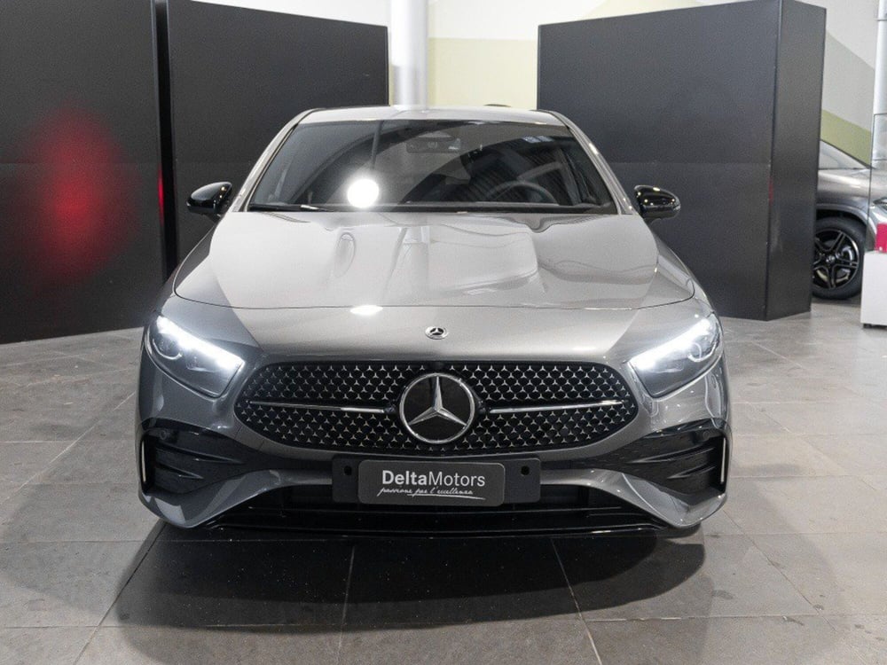 Mercedes-Benz Classe A Sedan nuova a Rimini (2)