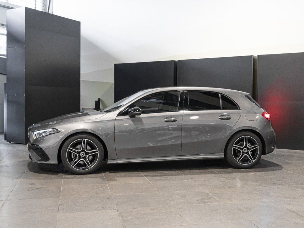 Mercedes-Benz Classe A Sedan nuova a Rimini (5)