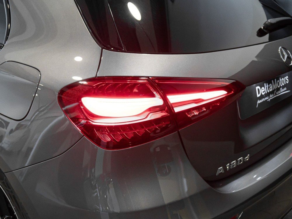 Mercedes-Benz Classe A Sedan nuova a Rimini (6)