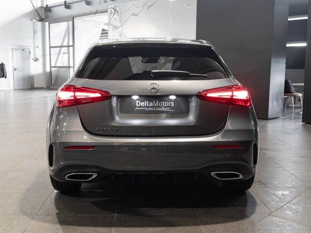 Mercedes-Benz Classe A Sedan nuova a Rimini (7)