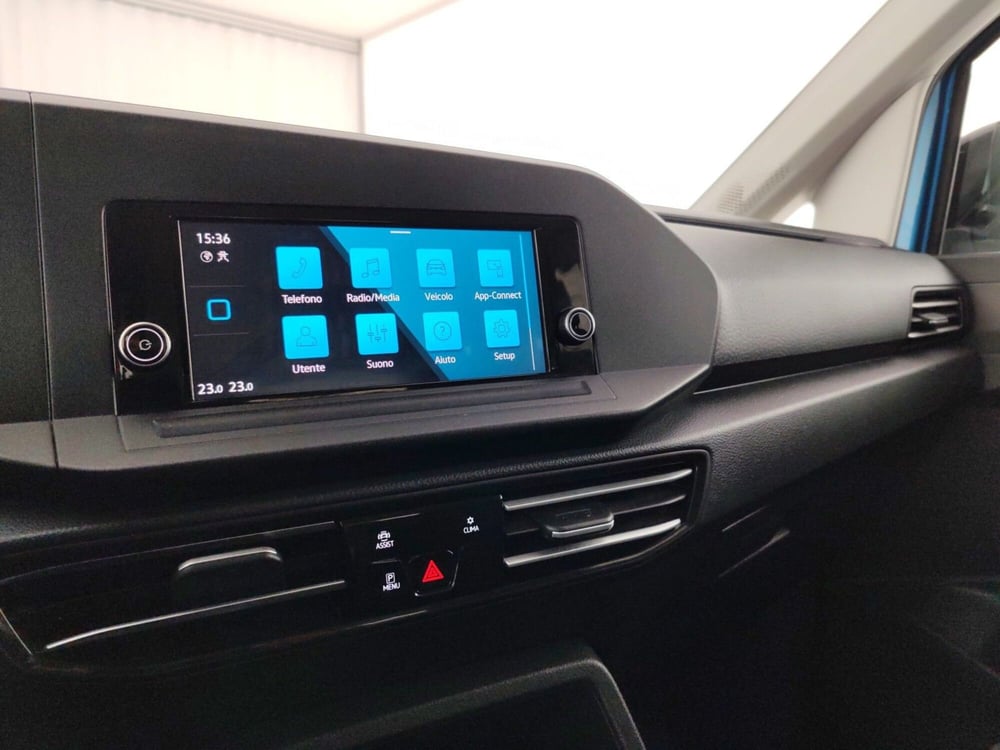 Volkswagen Caddy usata a Massa-Carrara (12)