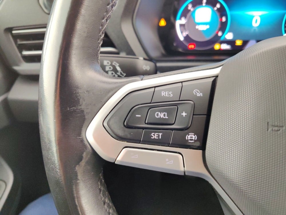 Volkswagen Caddy usata a Massa-Carrara (14)