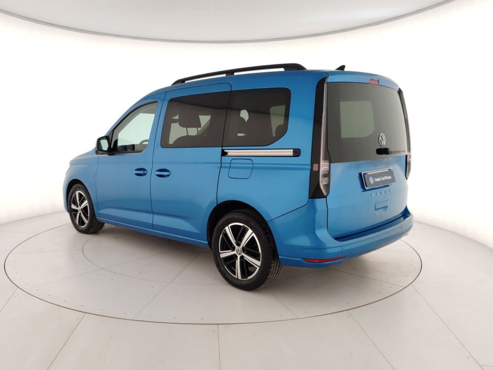 Volkswagen Caddy usata a Massa-Carrara (2)