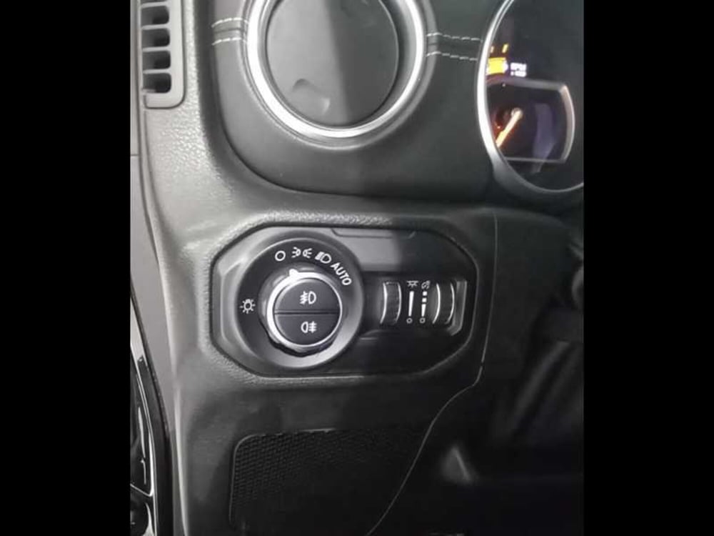 Jeep Wrangler Unlimited usata a Treviso (14)