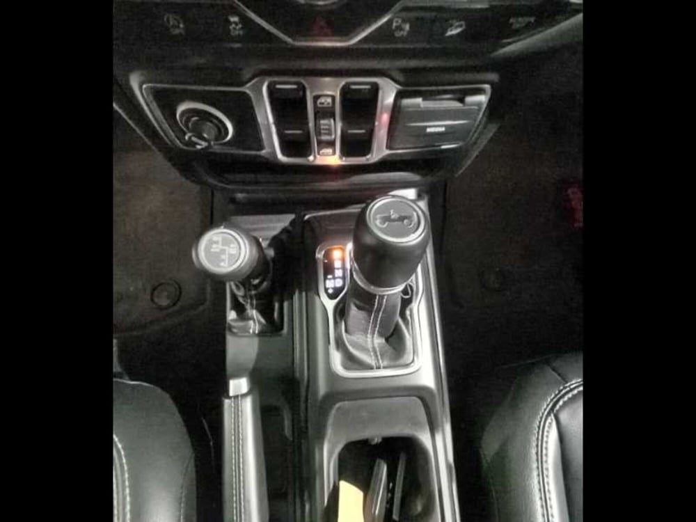 Jeep Wrangler Unlimited usata a Treviso (20)
