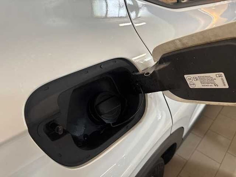 Volkswagen T-Cross usata a Prato (16)
