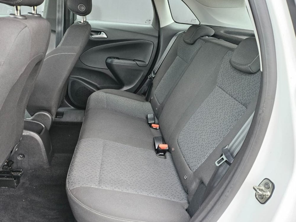 Opel Crossland usata a Foggia (17)