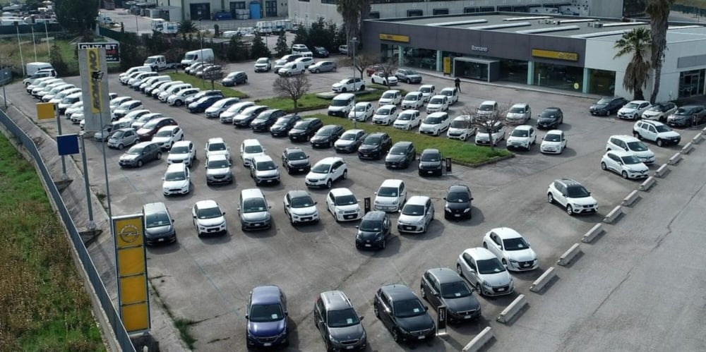 Opel Crossland usata a Foggia (20)