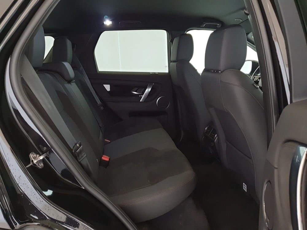 Land Rover Discovery Sport usata a Monza e Brianza (5)