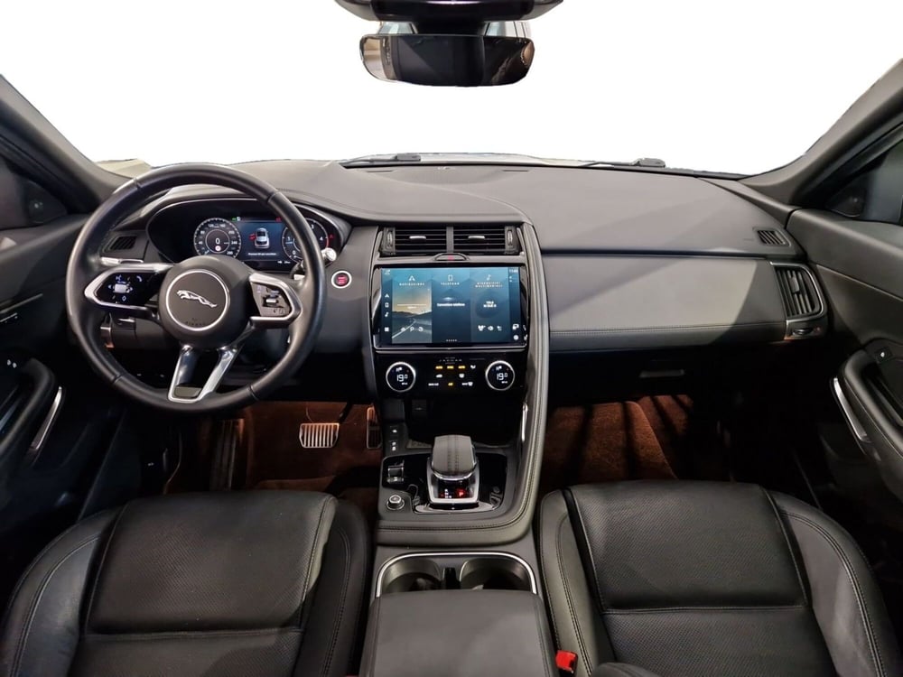 Jaguar E-Pace usata a Pistoia (4)