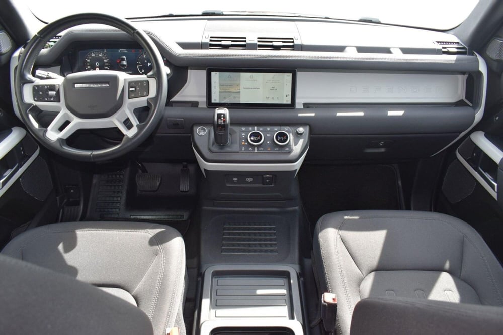 Land Rover Defender usata a Cuneo (4)