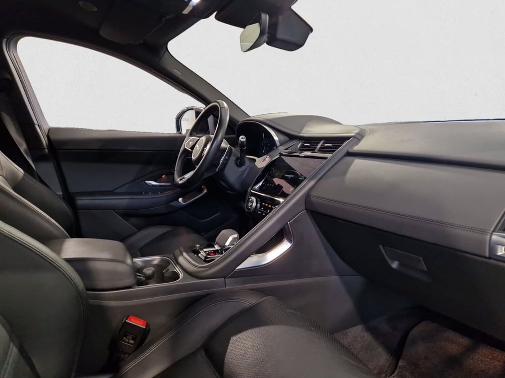 Jaguar E-Pace usata a Firenze (3)