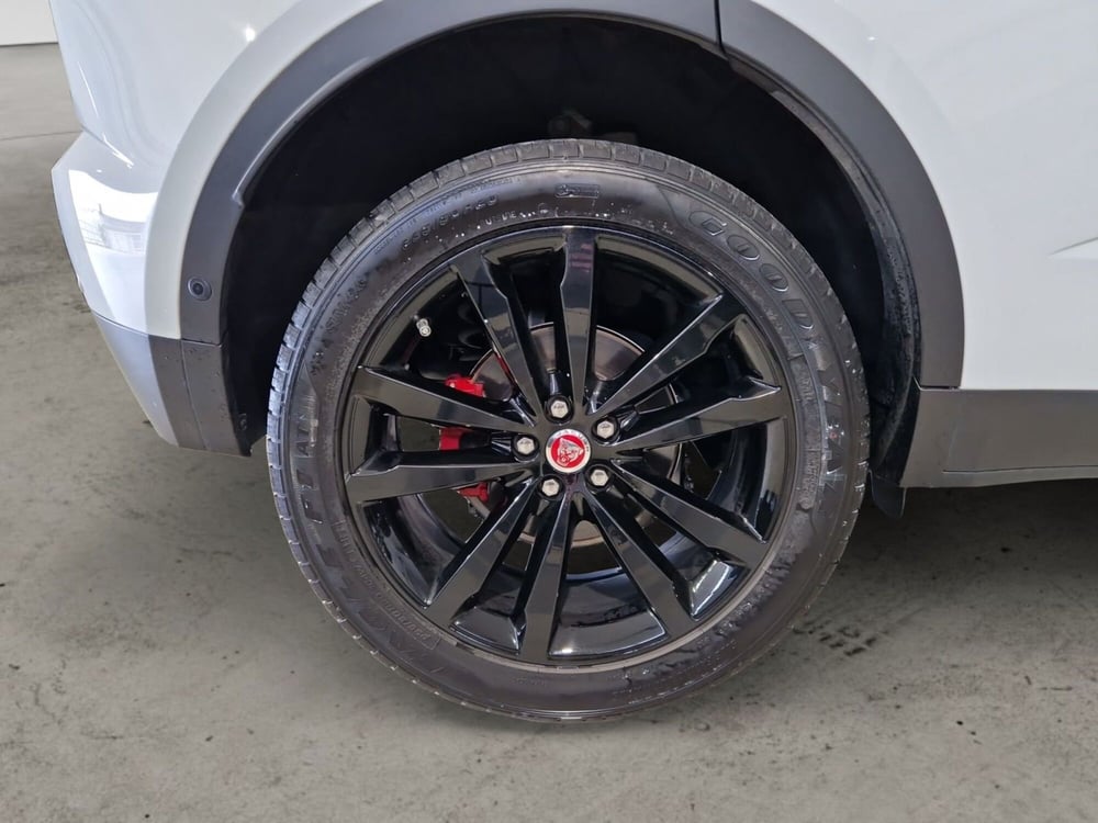 Jaguar E-Pace usata a Firenze (9)