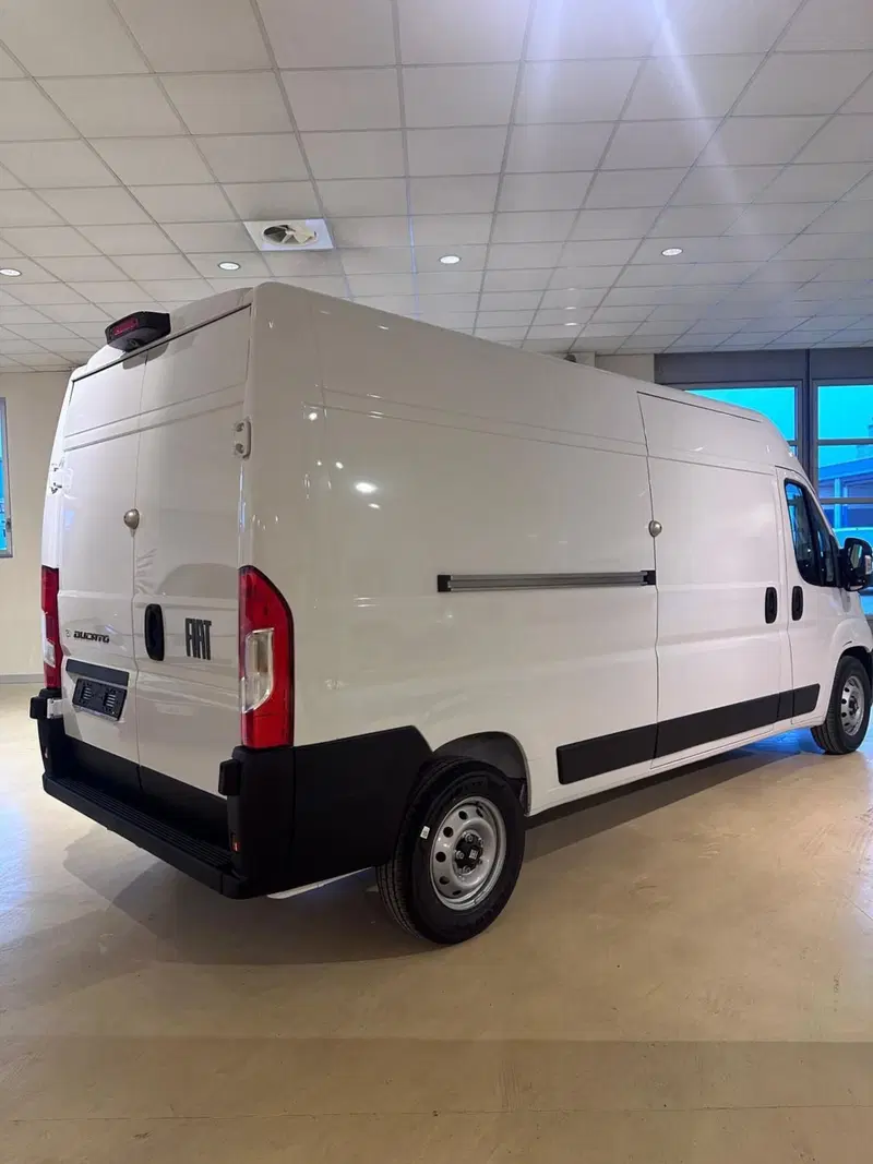 Fiat Ducato Furgone nuova a Milano (5)