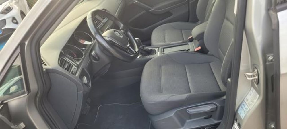 Volkswagen Golf usata a Napoli (6)