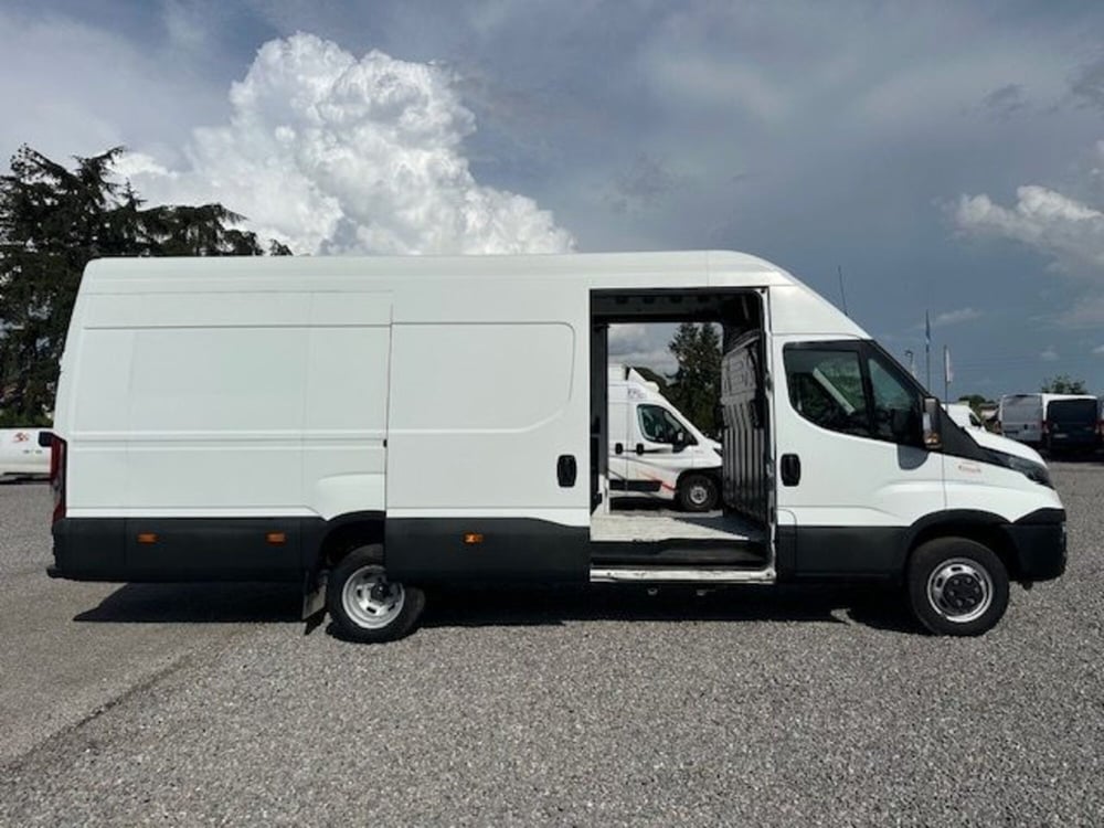 Iveco Daily Furgone usata a Prato (11)