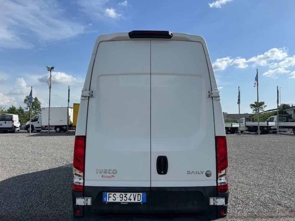 Iveco Daily Furgone usata a Prato (5)