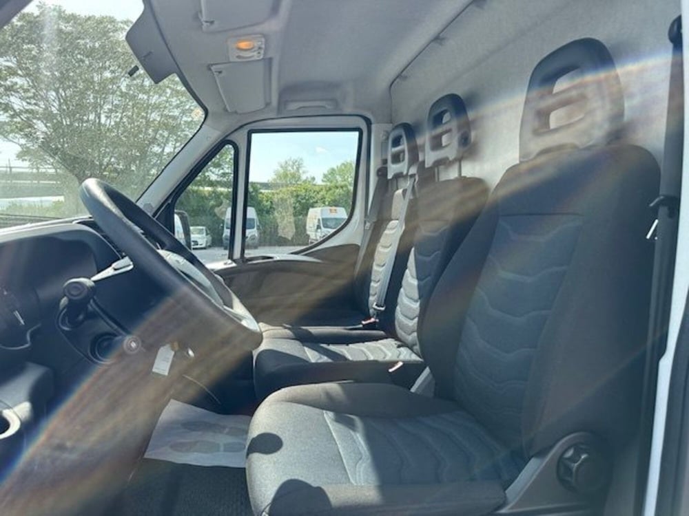 Iveco Daily Furgone usata a Prato (8)