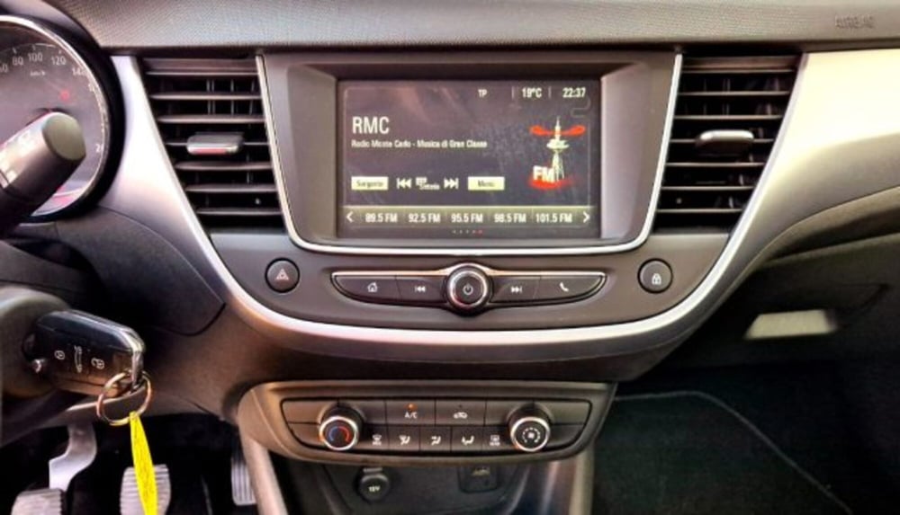 Opel Crossland X usata a Oristano (11)