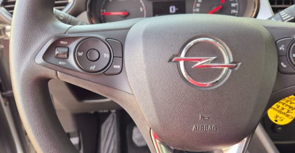 Opel Crossland X usata a Oristano (12)