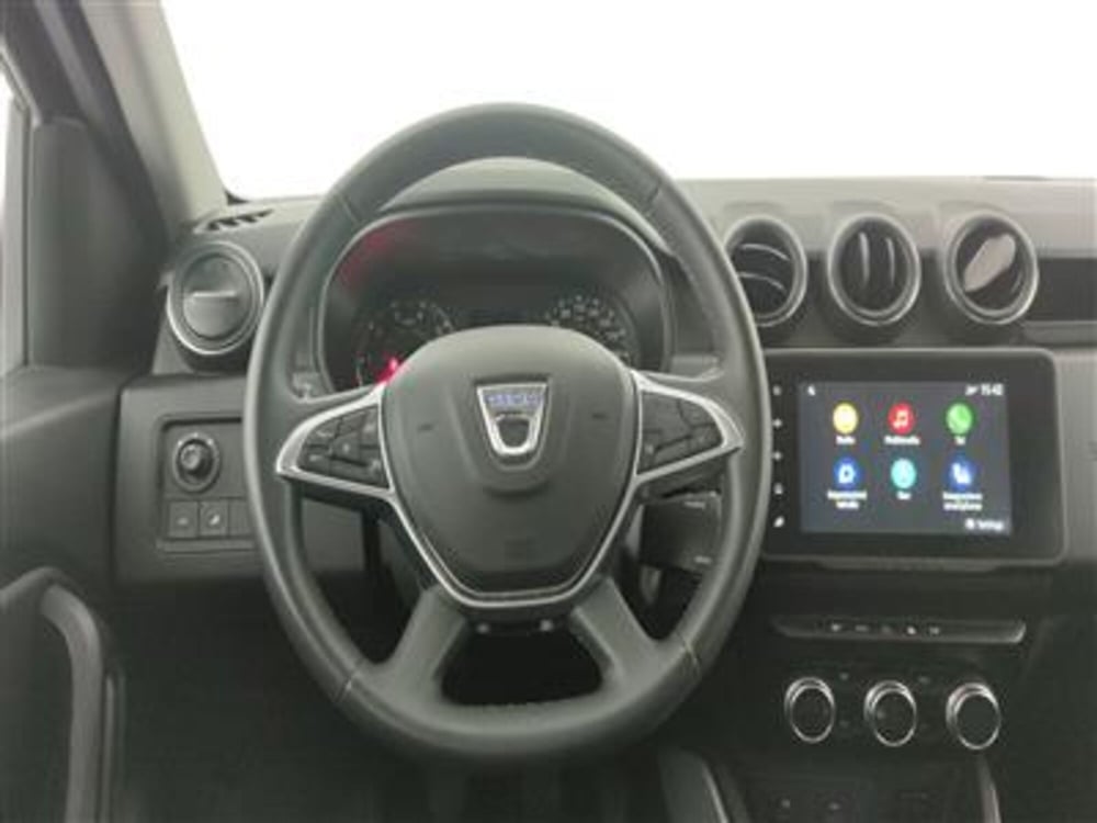 Dacia Duster usata a Bari (15)