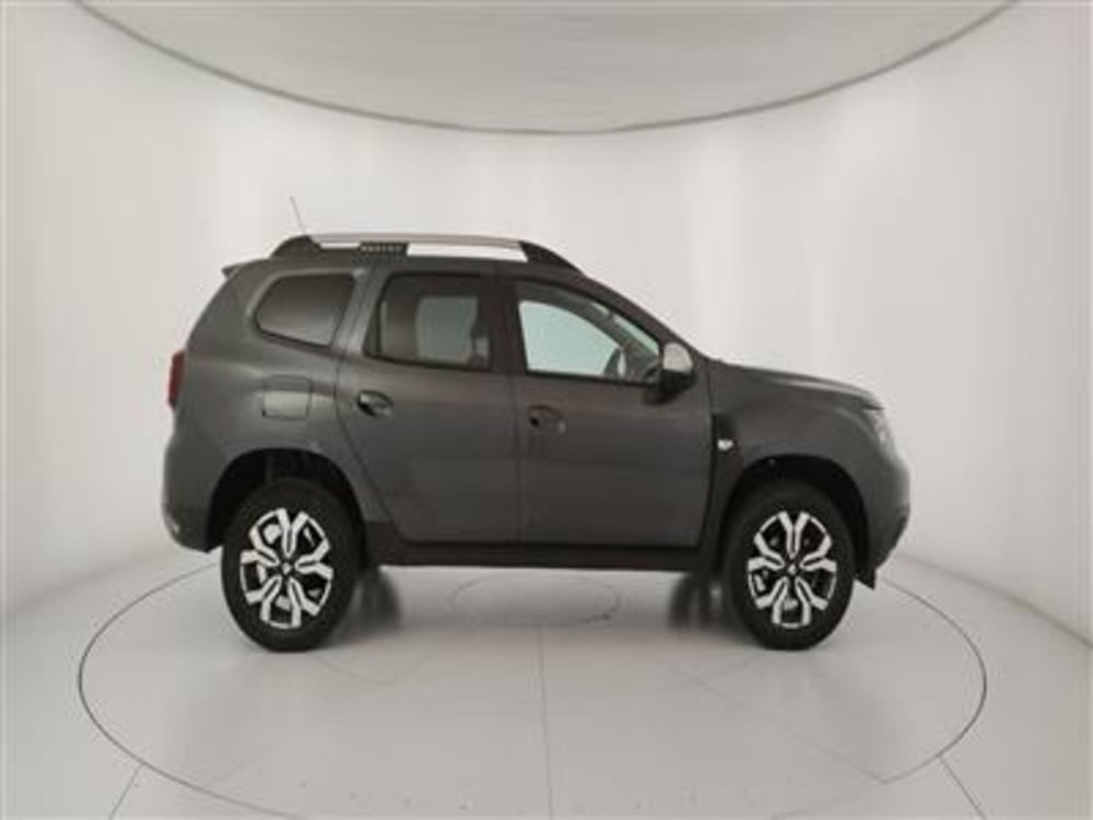 Dacia Duster usata a Bari (9)