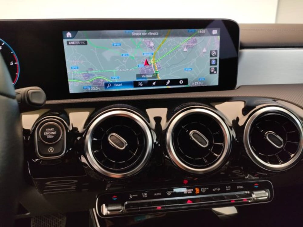 Mercedes-Benz CLA Shooting Brake usata a Teramo (11)