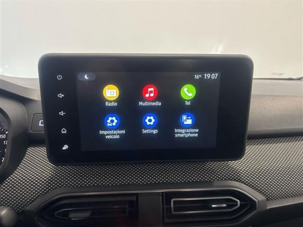 Dacia Sandero usata a Siena (9)