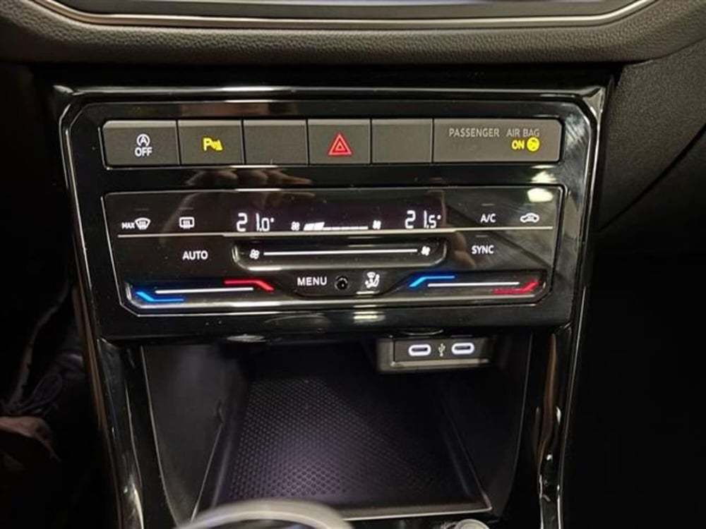 Volkswagen T-Cross usata a Siena (10)
