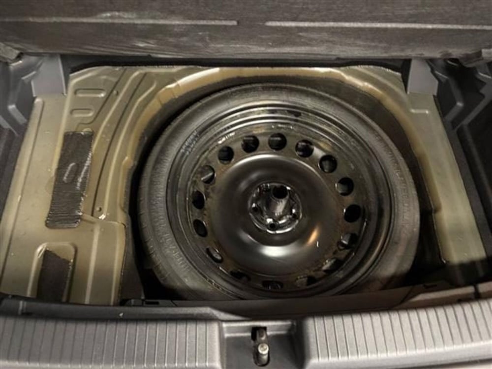 Volkswagen T-Cross usata a Siena (11)