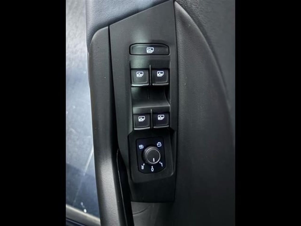 Volkswagen T-Cross usata a Siena (6)