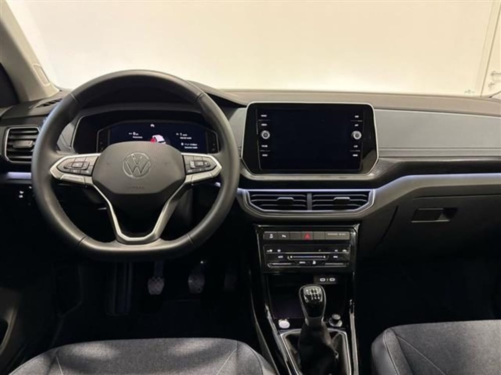 Volkswagen T-Cross usata a Siena (9)