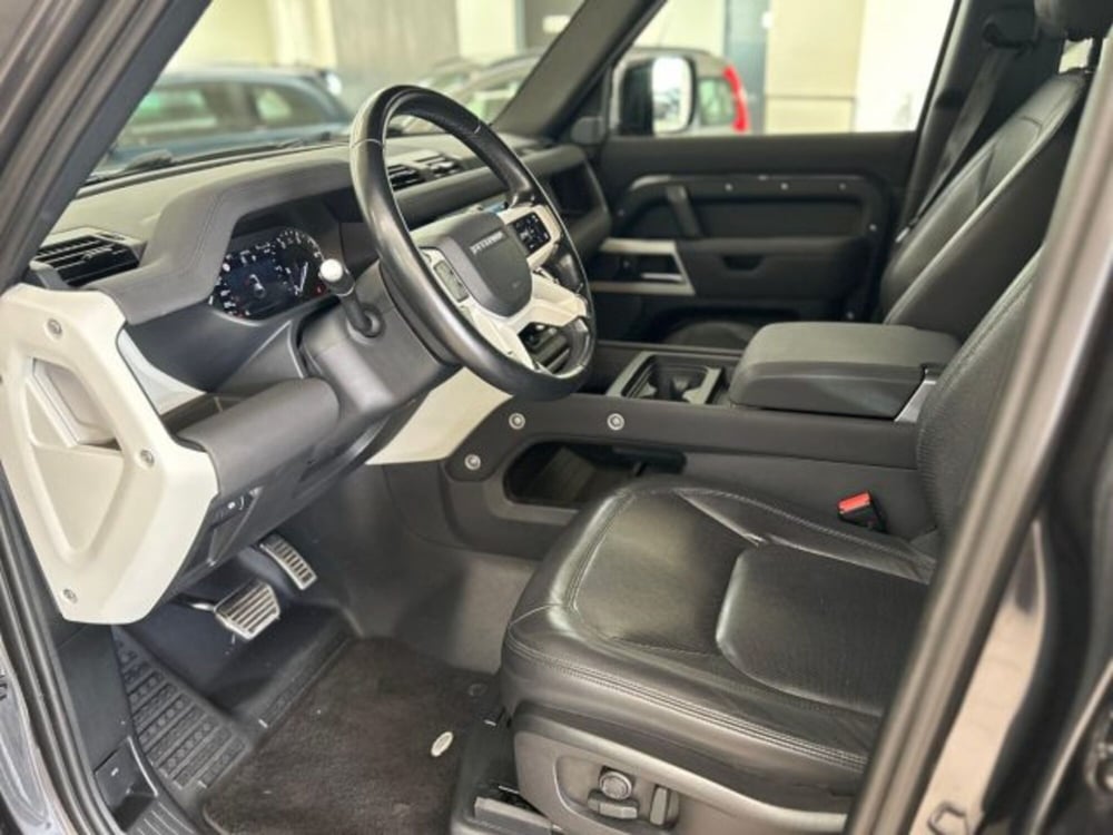 Land Rover Defender usata a Modena (10)