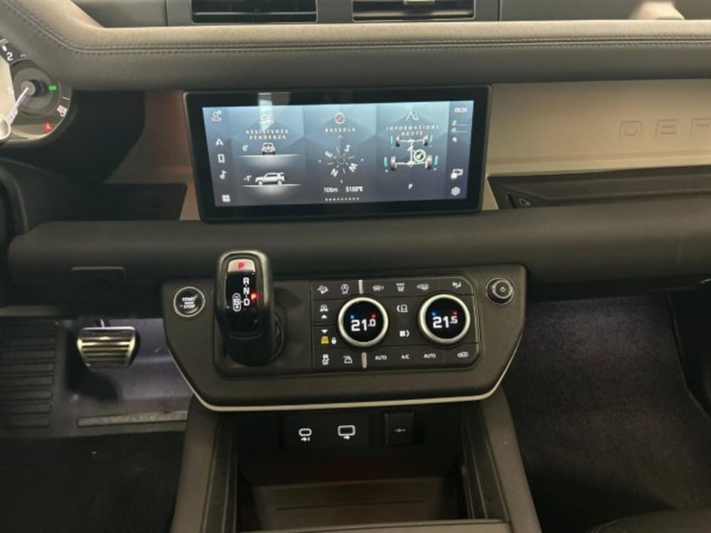 Land Rover Defender usata a Modena (7)