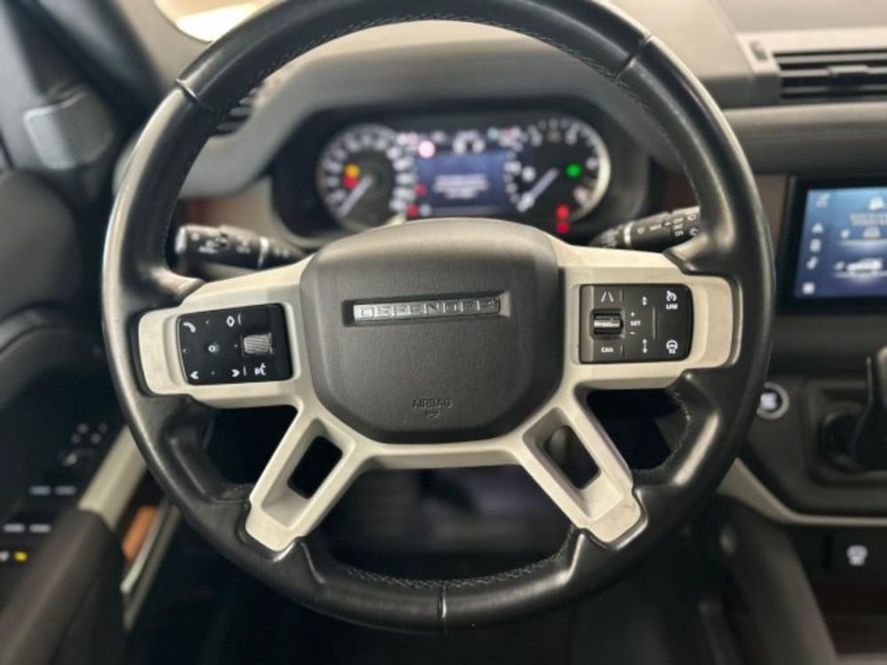 Land Rover Defender usata a Modena (8)