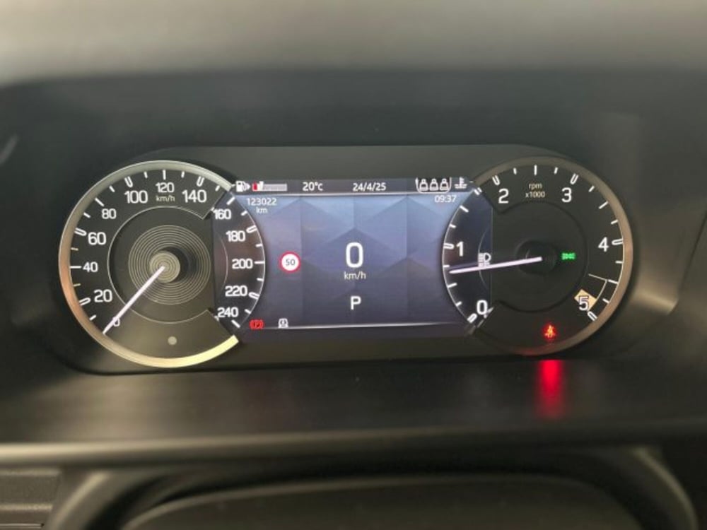Land Rover Defender usata a Modena (9)
