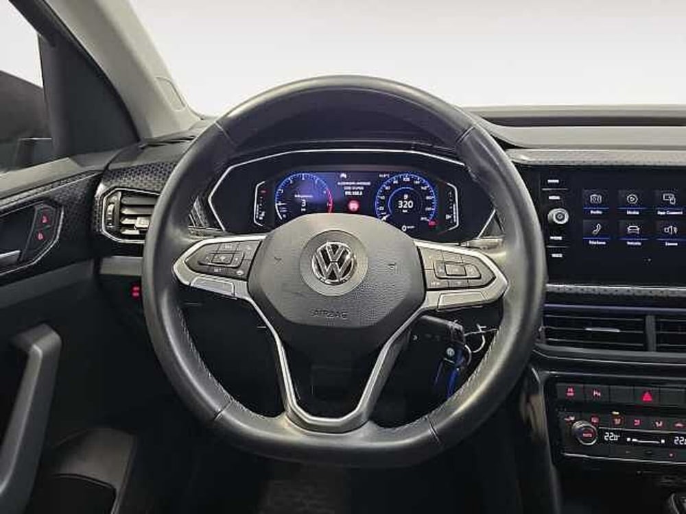 Volkswagen T-Cross usata a Lecco (12)