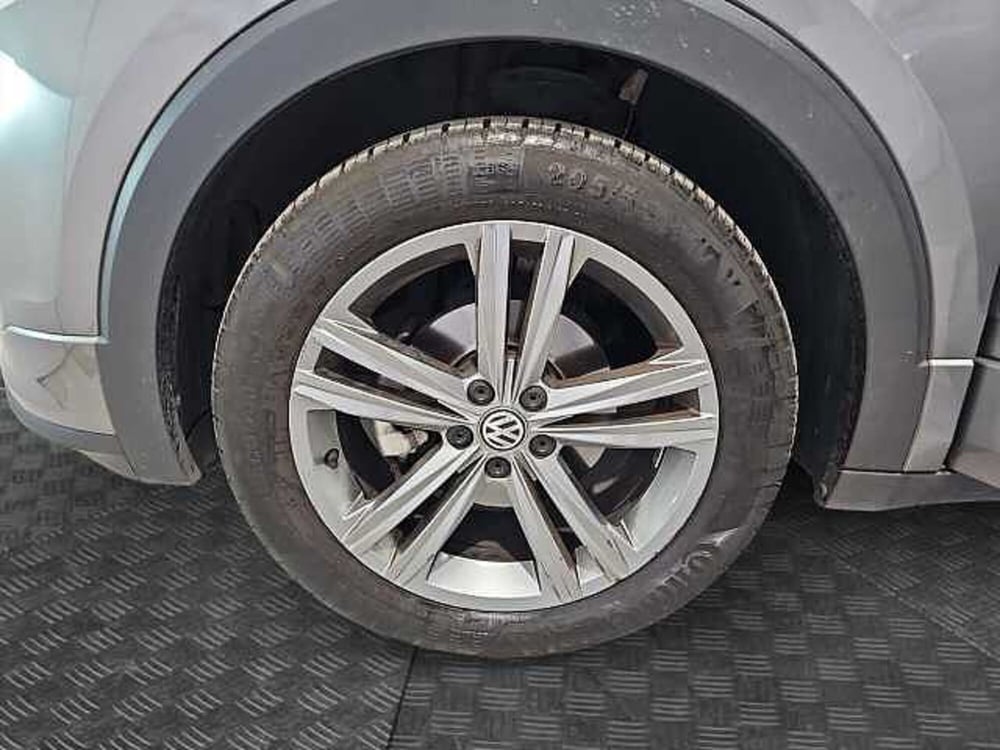 Volkswagen T-Cross usata a Lecco (14)