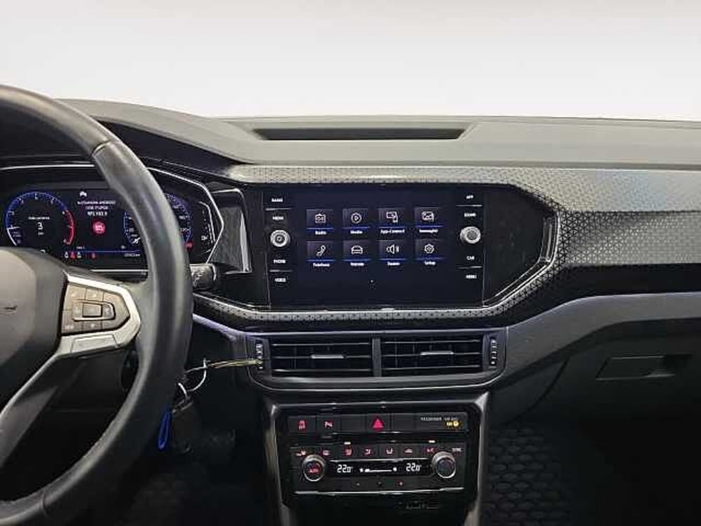 Volkswagen T-Cross usata a Lecco (8)