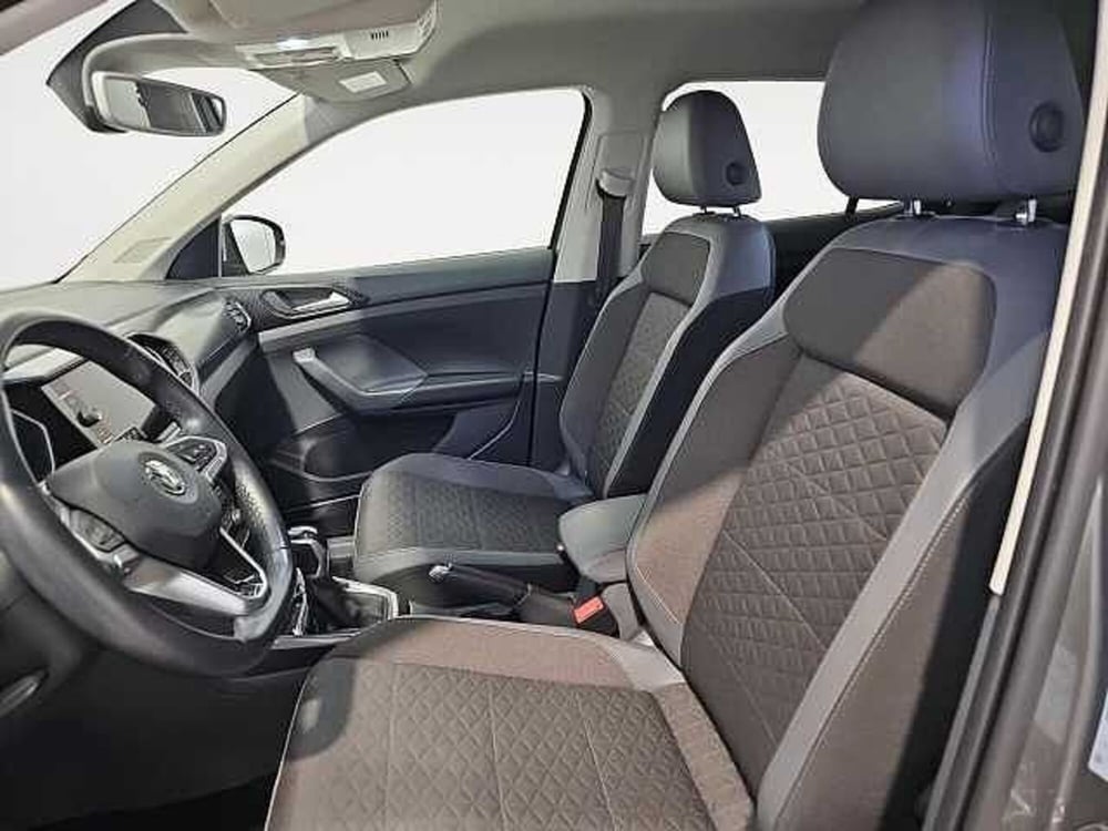 Volkswagen T-Cross usata a Lecco (9)