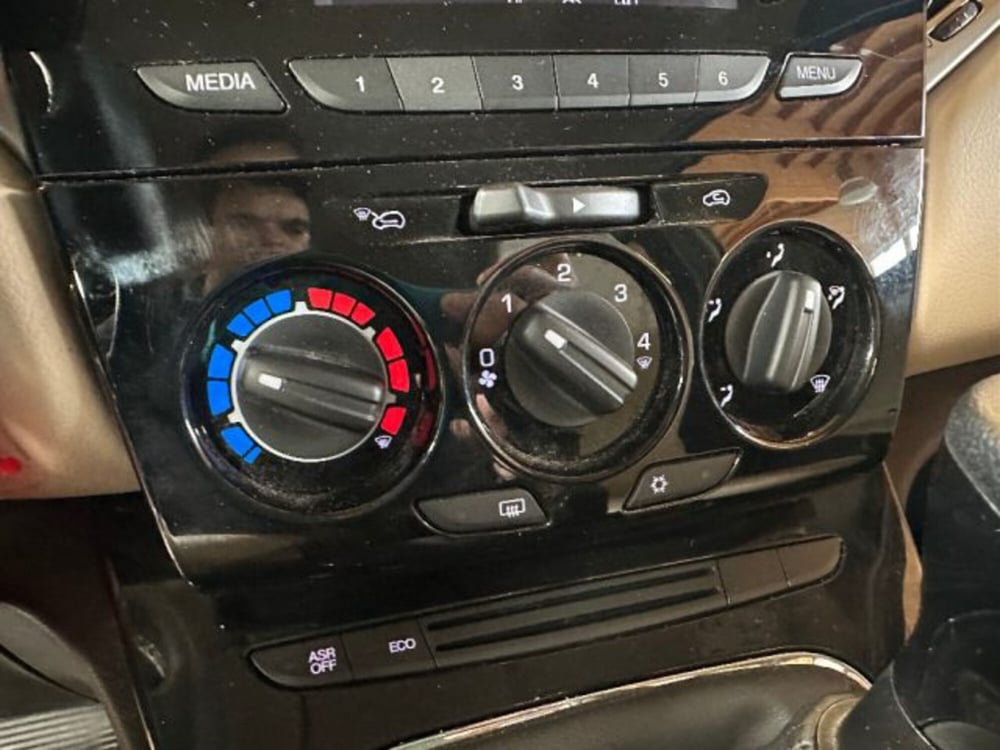 Lancia Ypsilon usata a Vicenza (11)