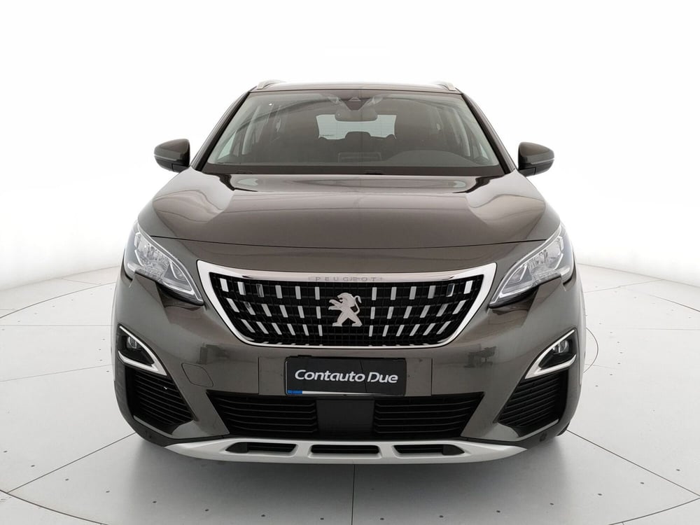 Peugeot 5008 nuova a Caserta (2)
