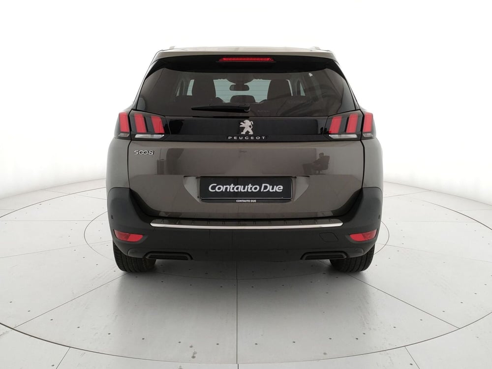 Peugeot 5008 nuova a Caserta (6)