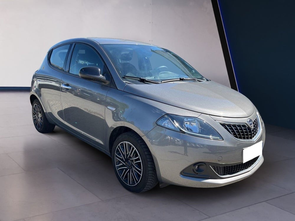 Lancia Ypsilon usata a Torino (3)