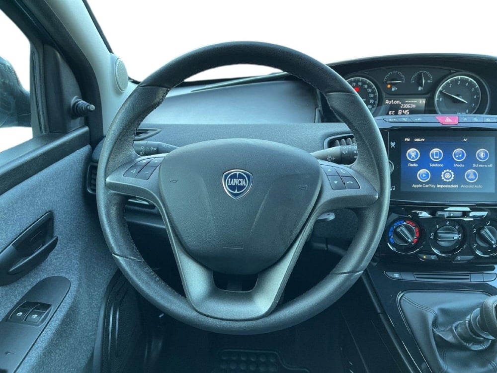 Lancia Ypsilon usata a Torino (11)